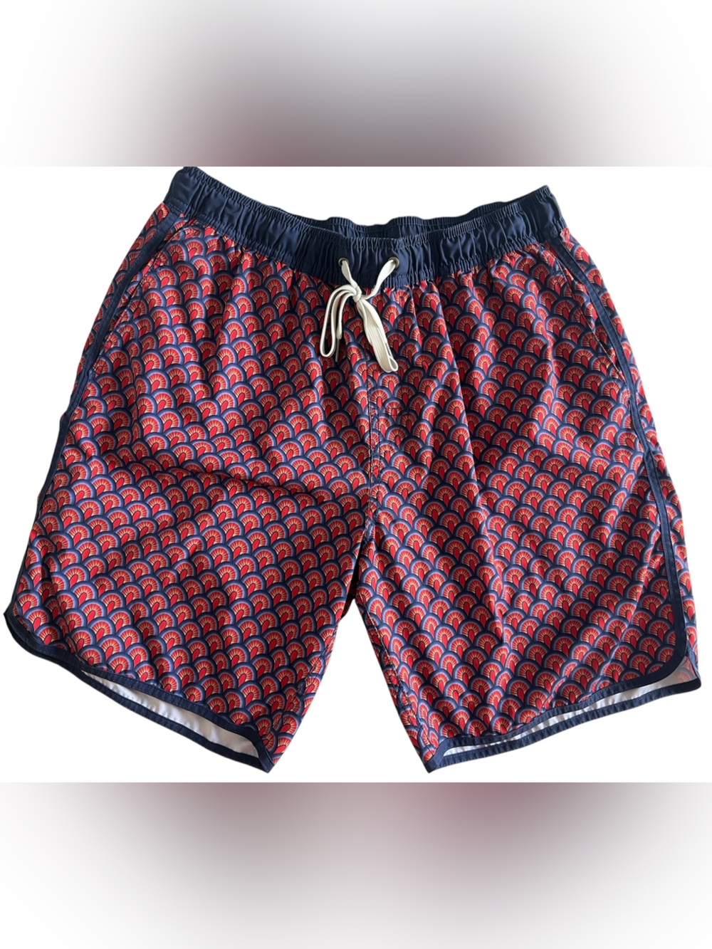 Fair Harbor Red and Navy Scallop-Print Swim Trunks
